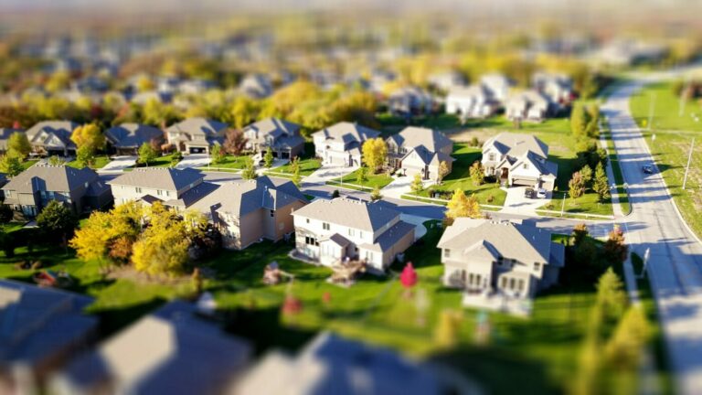 Real Estate Investment Trends: Where to Invest in a Dynamic Market